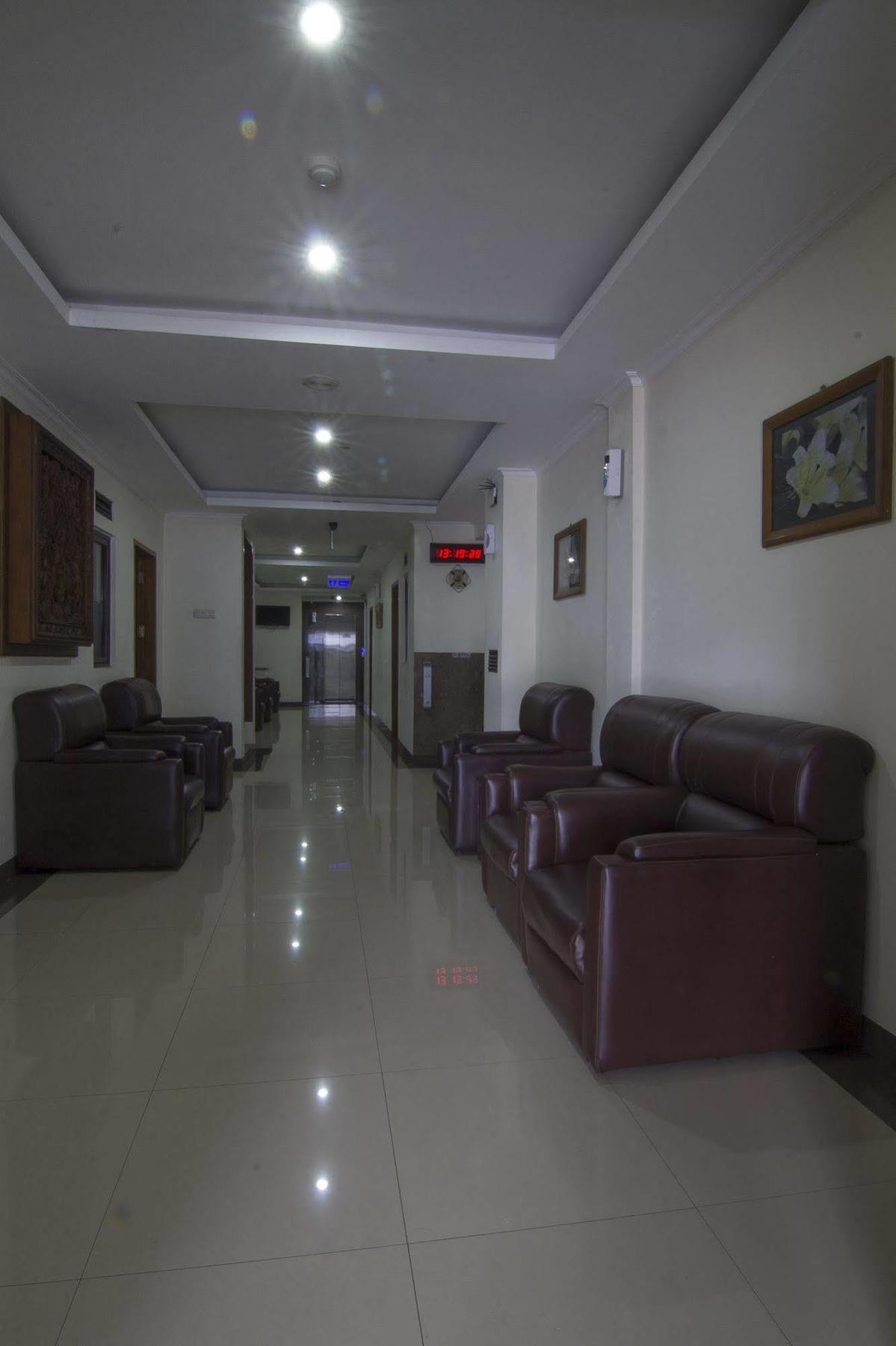 Hotel House Of Arsonia Tulip Jakarta Exteriér fotografie